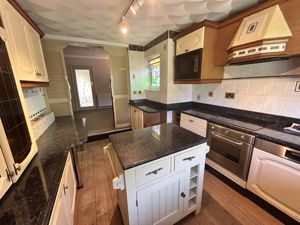 Photo 7- click for photo gallery